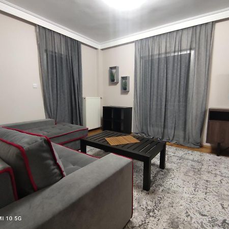Cozy Apartment Near The Sea In Palaio Faliro Atenas Exterior foto
