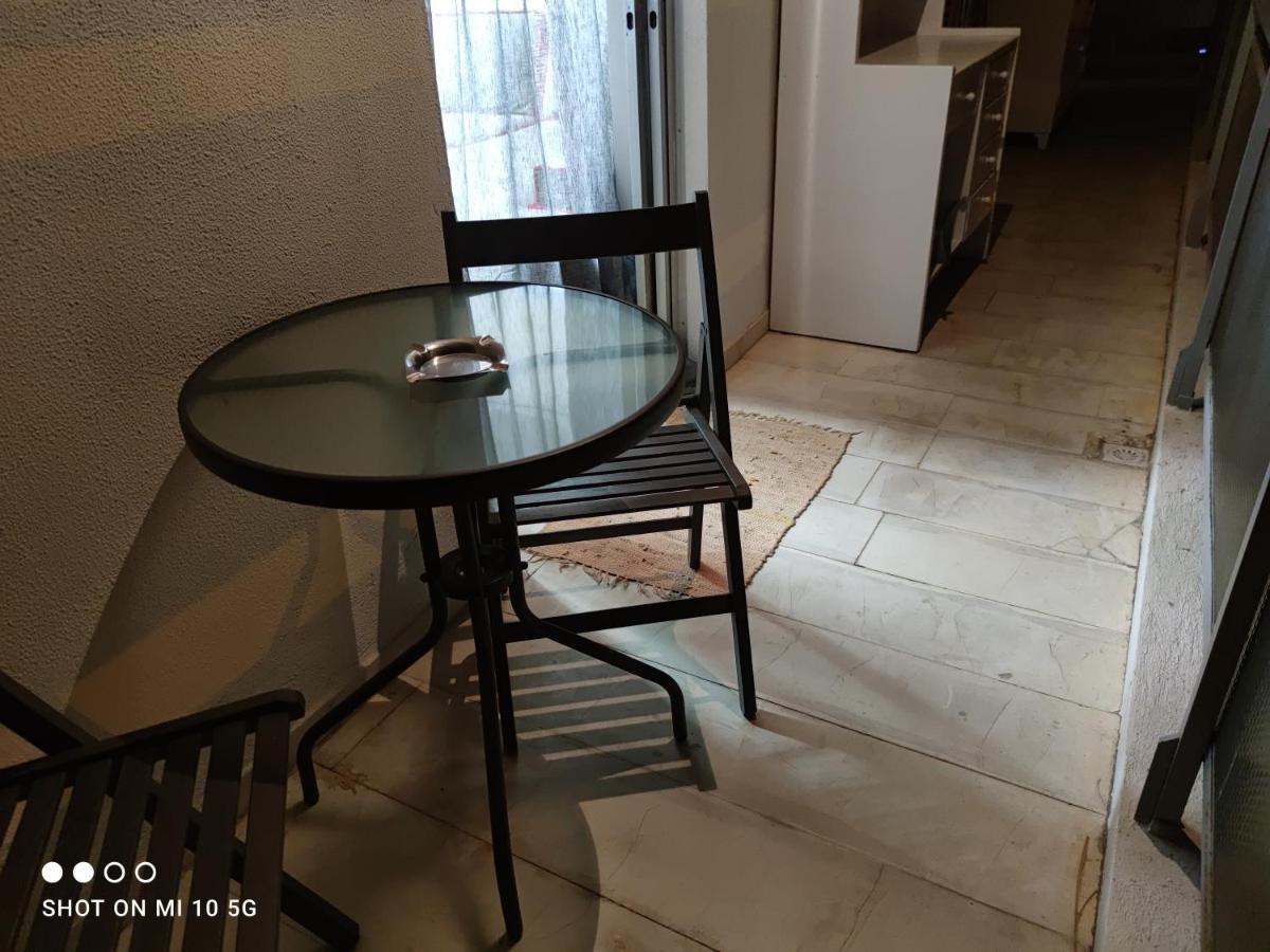 Cozy Apartment Near The Sea In Palaio Faliro Atenas Exterior foto